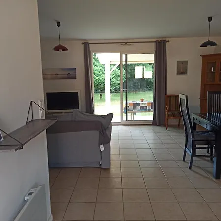 Holiday home Location 4-6 Personnes Grayan-et-l'Hopital