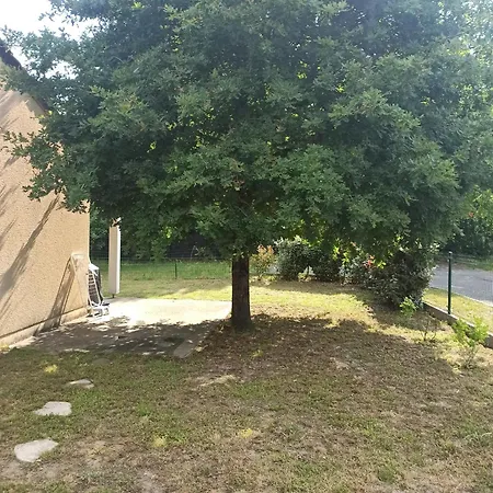 Location 4-6 Personnes Grayan-et-l'Hopital